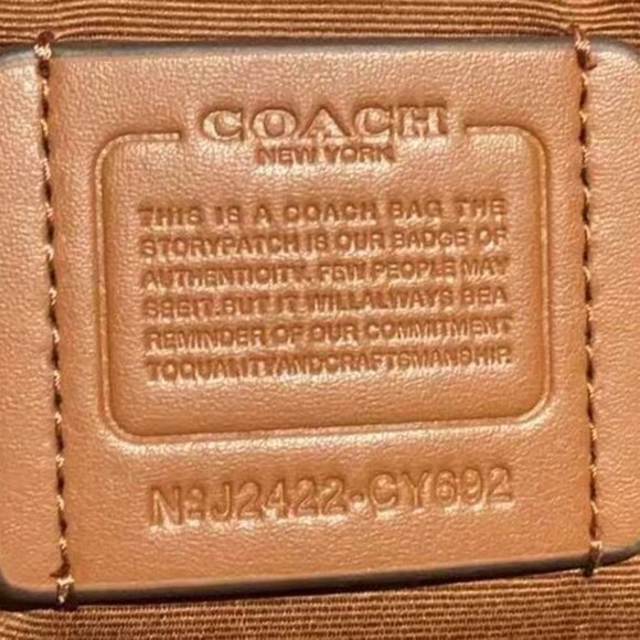 COACH Boston Pillow Bag Teri Cherry Size: 24.5*15*7 cm - Picture 8 of 8